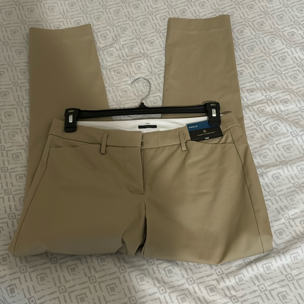 New with tags khaki women’s dress pants